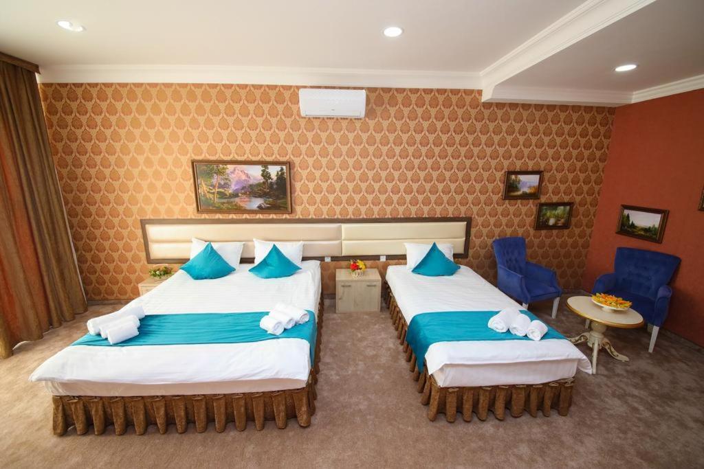 Hotel Globus Ташкент Екстер'єр фото