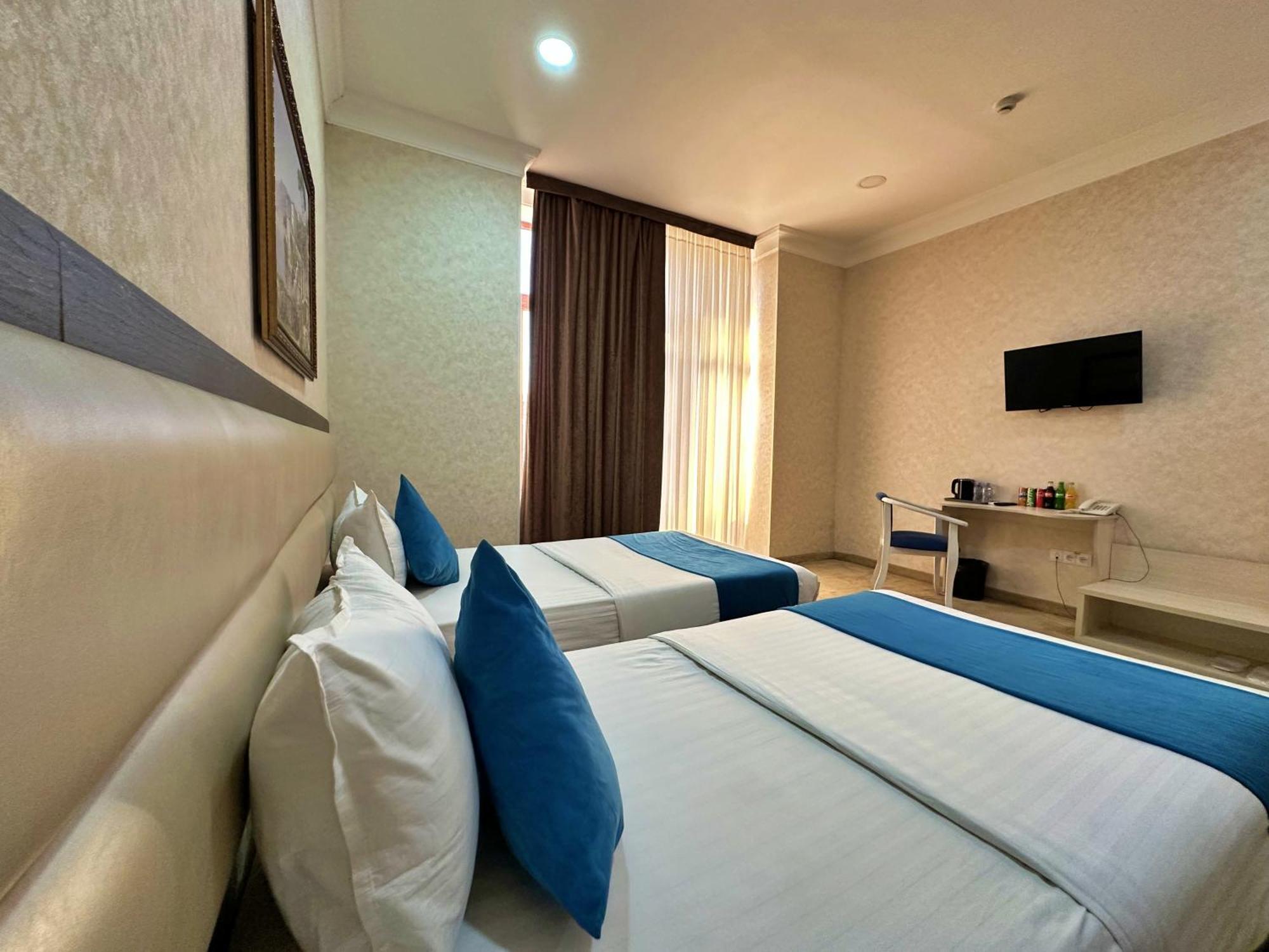 Hotel Globus Ташкент Екстер'єр фото
